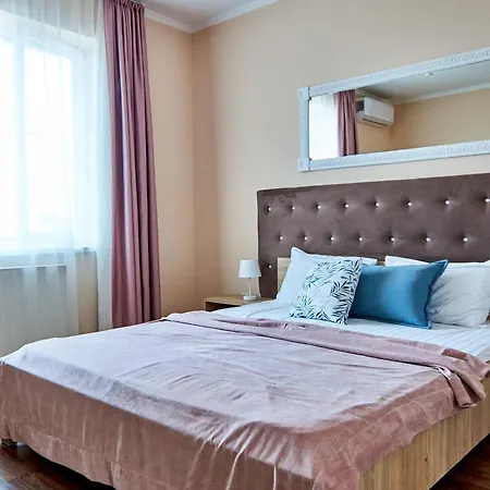 Two Lux Apartment