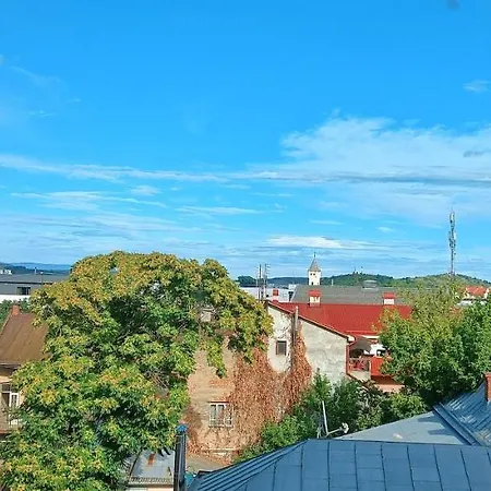 Two Lux Mukačevo